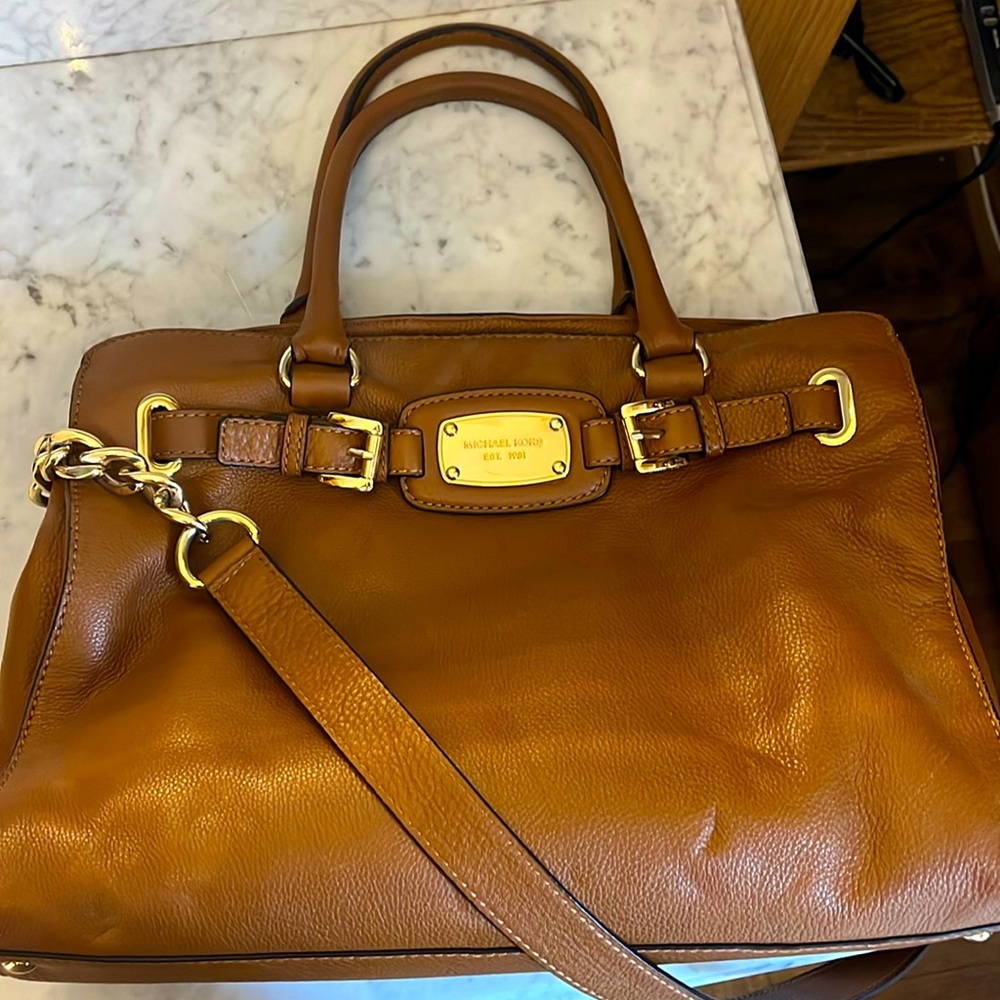 Soft leather shoulder bag. Lightly used